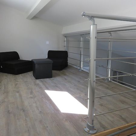 La Petite Maison Malataverne Luaran gambar